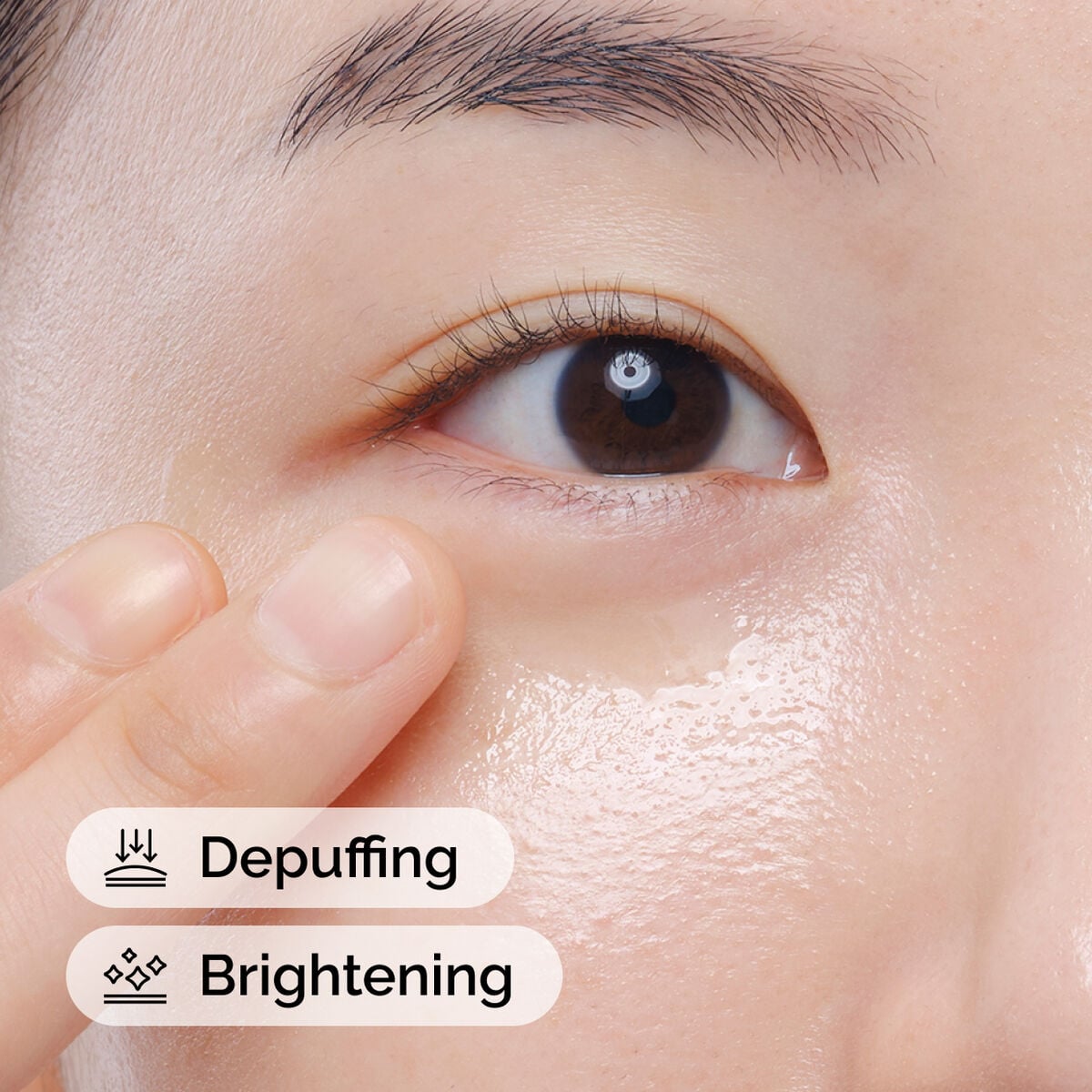 caffeine-solution-5-egcg-eye-serum-g9 ord-caffeine-solution-egcg-model-application-with-benefits.jpg