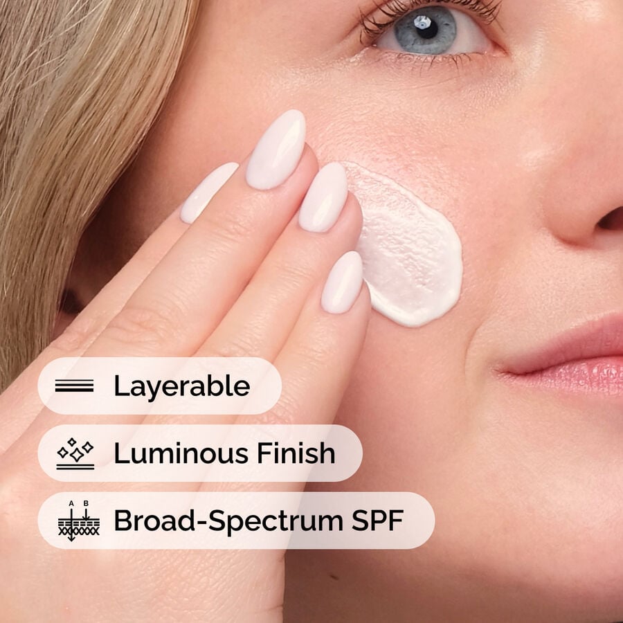 uv-filters-spf-45-serum-o8 uv-filters-spf-45-serum-model-application-with-benefits.jpg